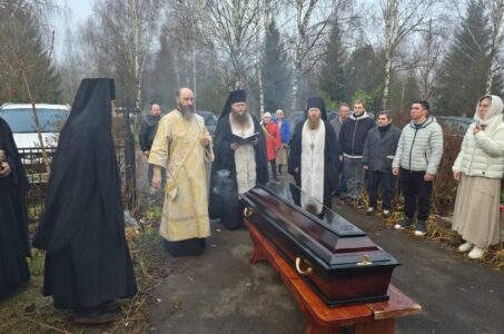 Архимандрита Андрея погребли на монастырском кладбище